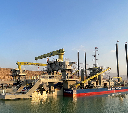 Największa na świecie pogłębiarka typu dzielonego w Egipcie