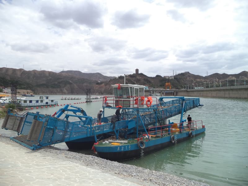 Automatyczny statek do czyszczenia wody/zbieracz chwastów wodnych/łódź do zbierania śmieci